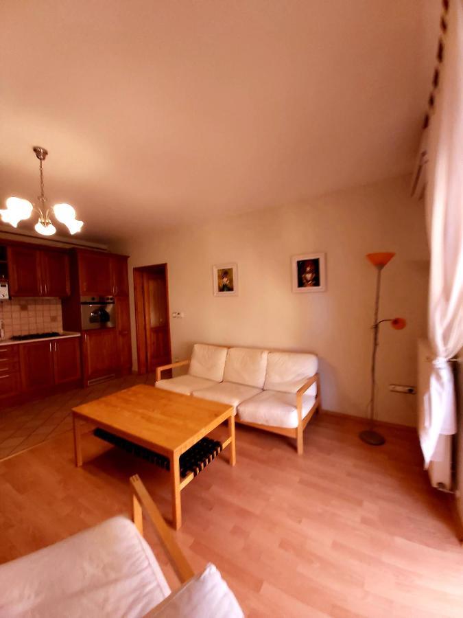 Katakunyho Apartment *